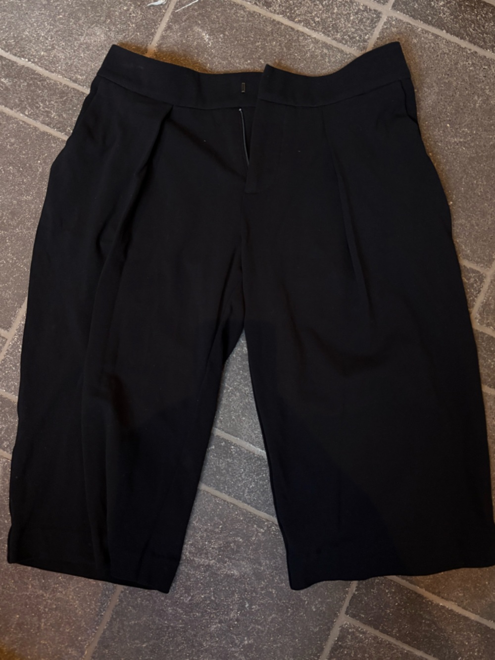 Black James Perse Cropped Wide-Leg Pants